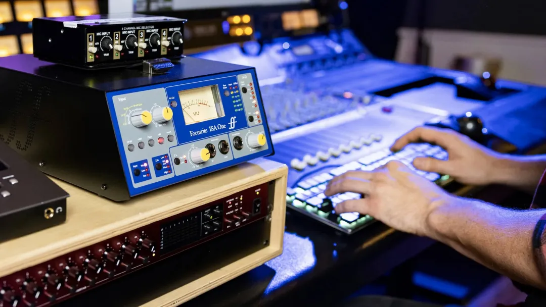 Focusrite 铸就 TDE 标志之声：工程师 Rory Behr 的幕后设计哲学