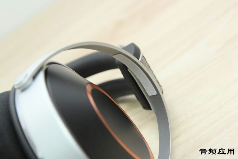 Pioneer_SE-Monitor_50024-1000x667.jpg