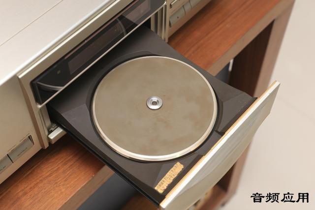 00_pioneer_10.jpg