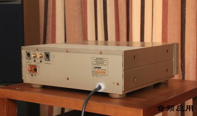 00_pioneer_11.jpg