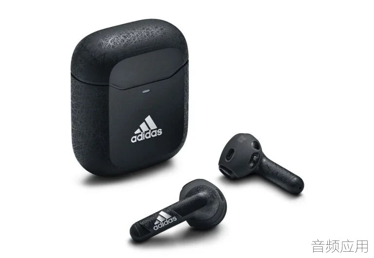adidas_ZNE_01_NightGrey_finish-768x531.webp.jpg