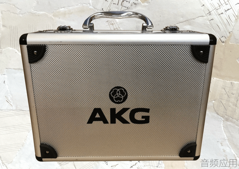 Akg_C414_XLII_Template-06-1024x724.gif