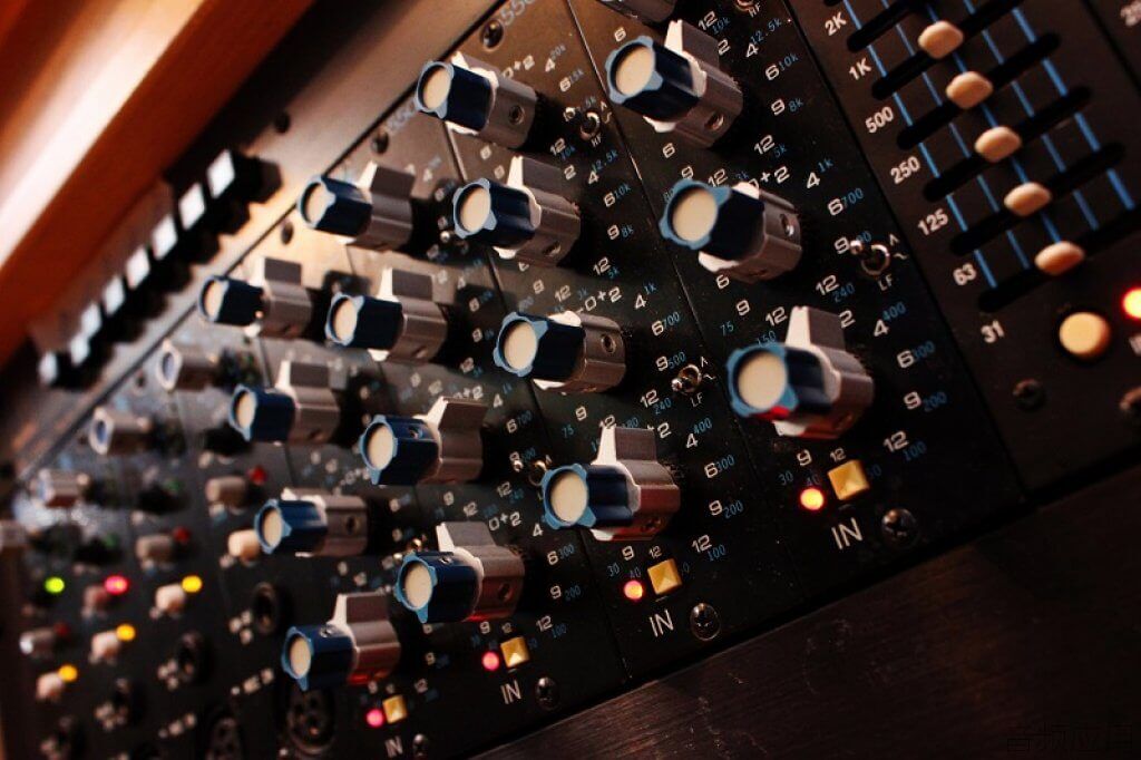 best-parametric-equalizers-1024x682.jpg