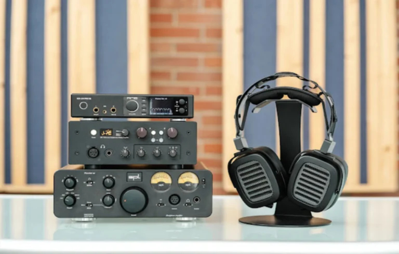 Headphone-amplifiers.webp.png
