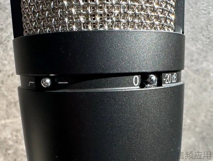 akg-p420-filter-pad.webp.png