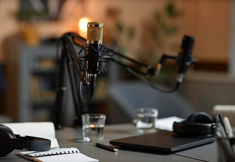 Mic-Web-1.jpg