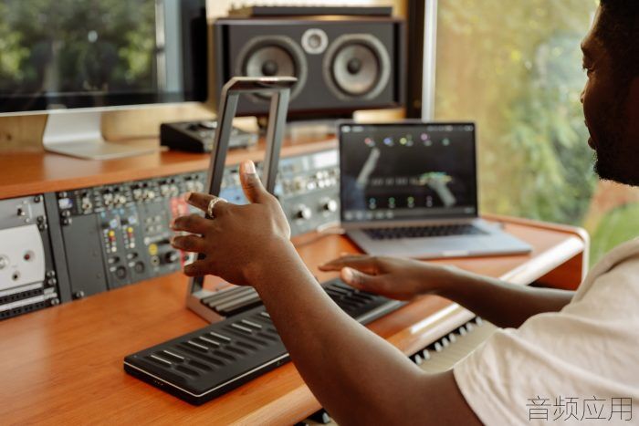 ROLI-Airwave-Create-700x467.jpg