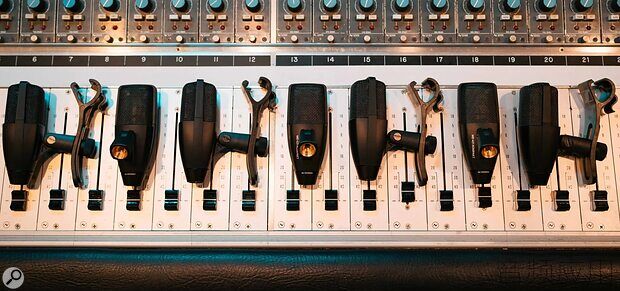 sennheiser_md_421_kompakt-.zFvMnEi2NpYd692ItEFVePJ5R_kx77D.jpg