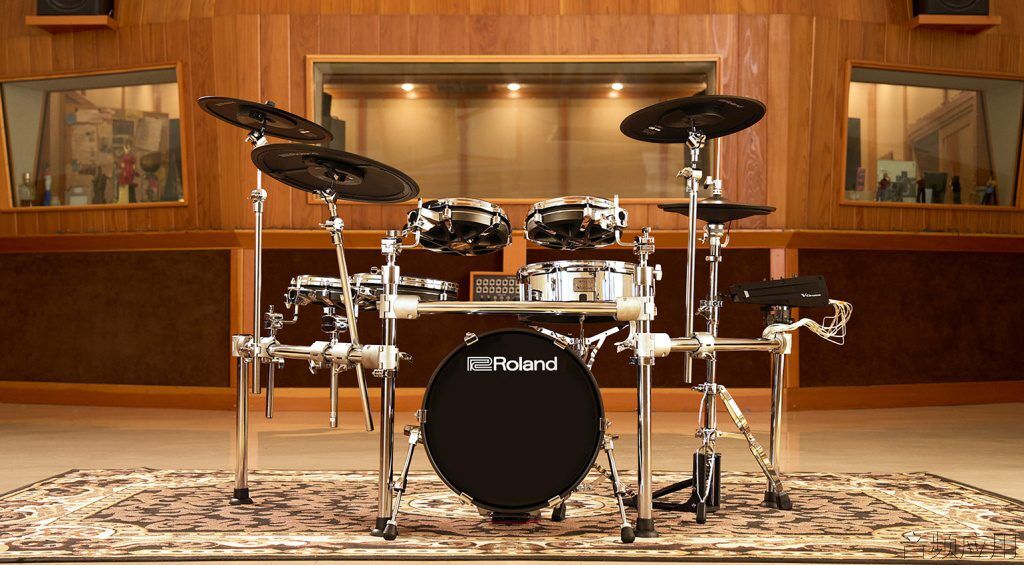 V-Drum-7-Series-TD716-1024x565.jpg