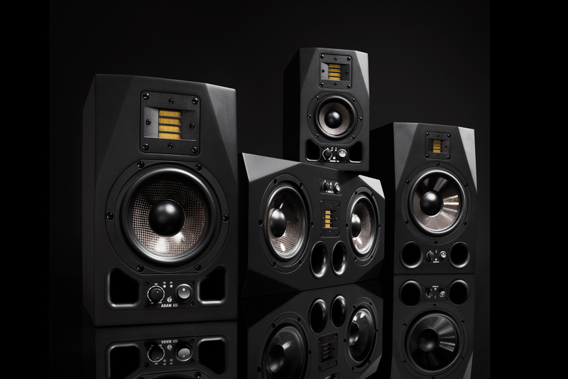 adam-audio-ax-serie-medium.jpg