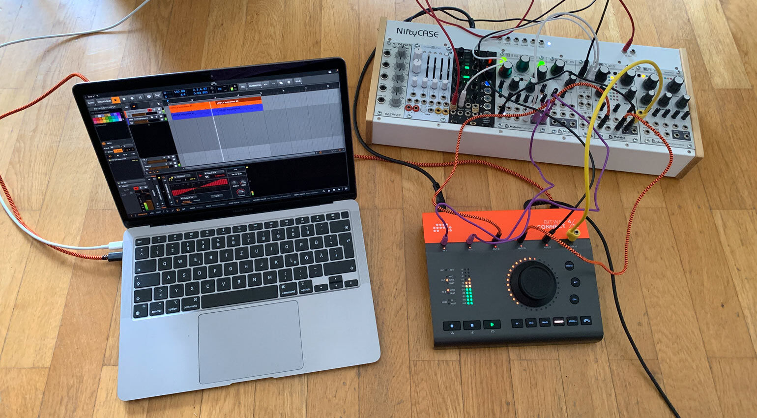 bitwig-connect-4-12-modular-1024x565.jpg