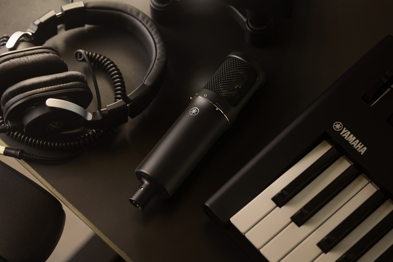yamaha-ycm705-1.jpg