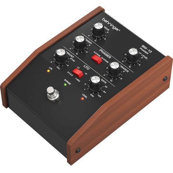 Behringer-BM-13-Phaser.jpg