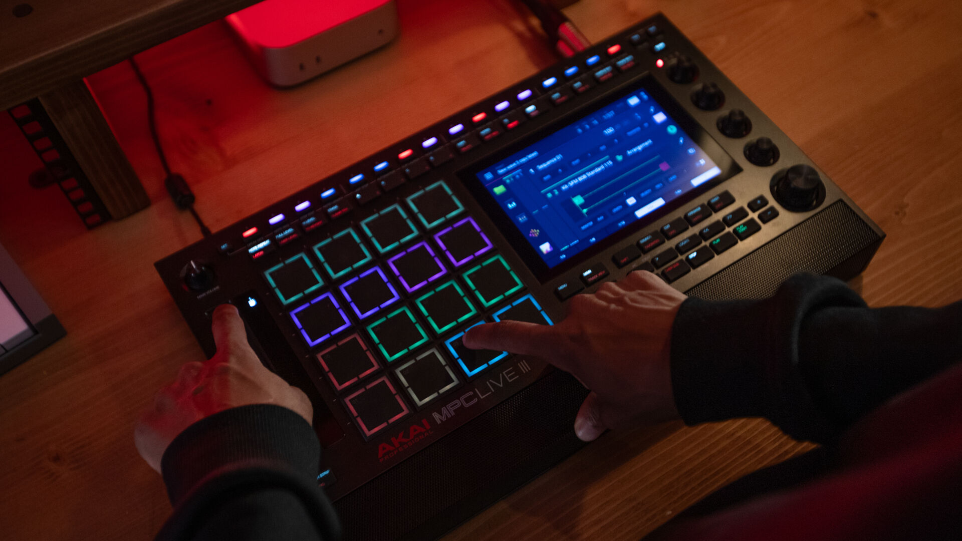 Akai-MPC-Live-III-photo.jpg