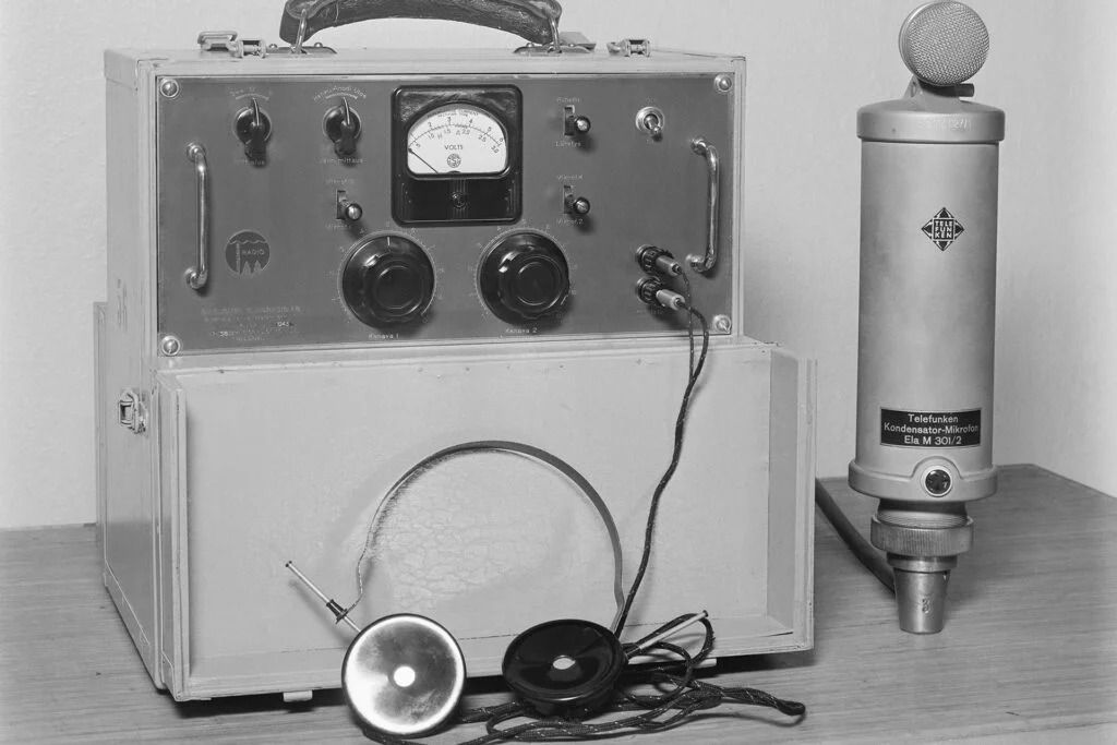 imgi_5_OldSchool-AudiophileTesting-Equipment-1024x683.jpeg