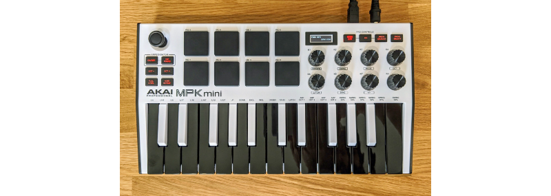 MPK Mini mk3ԵMIDI