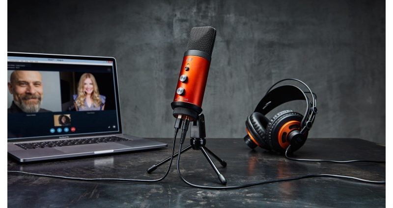 ESI cosMIK uCast: An affordable new USB podcasting mic with built-in monitoring