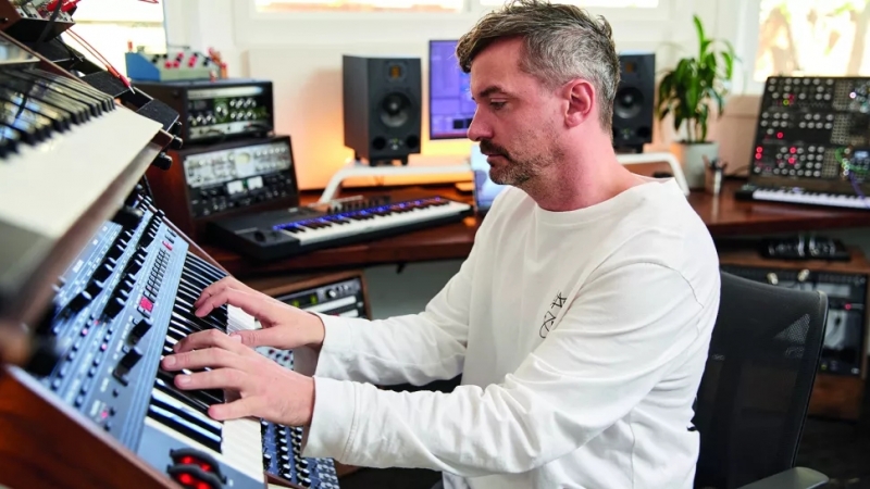 Bonobo: If I look at a piano I tend to reach for the same keys and progressions