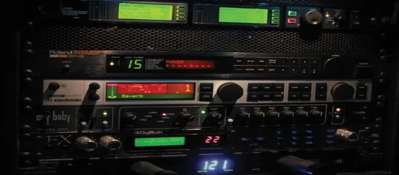 µ TC Electronic G-Major 2 ȡ Roland GP-8