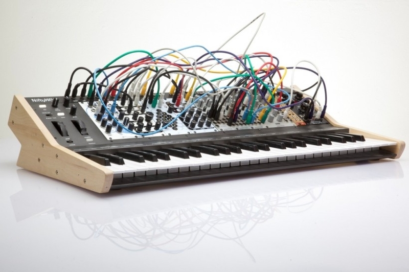 Cre8audio Announces NiftyKEYZ C Eurorack Case With 49 Key MIDI Controller Keyboard