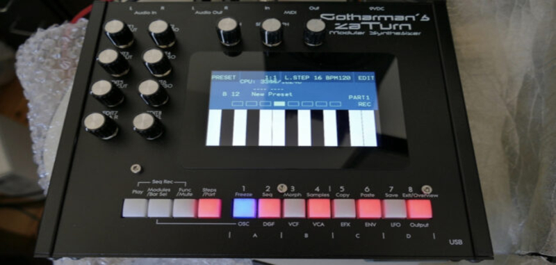 Gotharmans zaTurn, multi-timbral polyphonic modular Synthesizer in a box